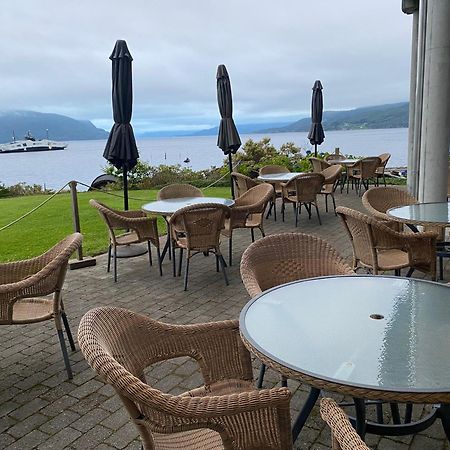 Smaken Av Ryfylke Event As Overnatting, Bygningen Drives Ikke Som Hotell Hjelmeland Exterior photo